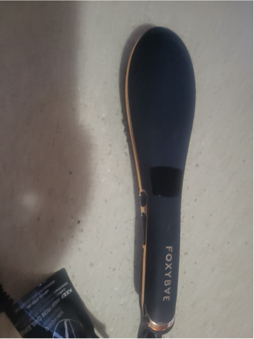 FoxyBae Rose Gold Straightening Brush